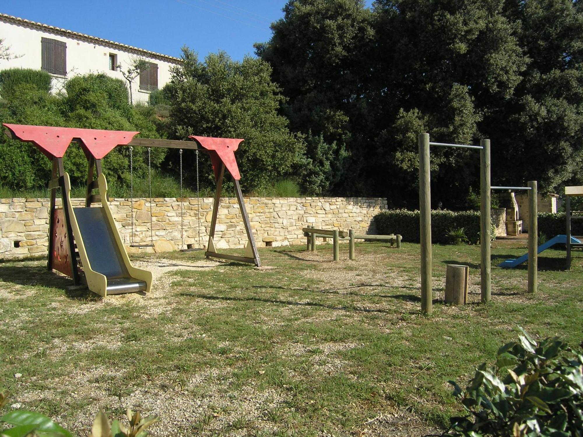 Village De Gites La Fontinelle Bessas Exteriér fotografie