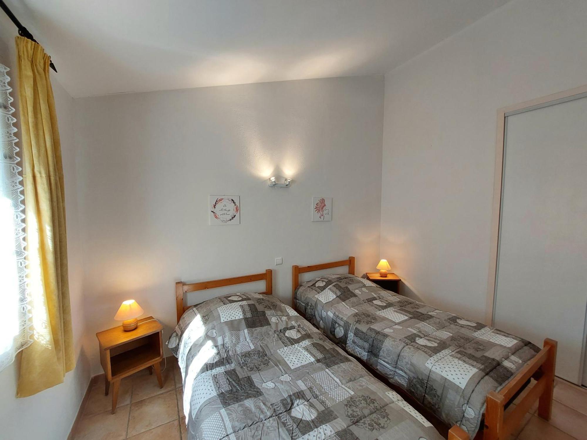 Village De Gites La Fontinelle Bessas Pokoj fotografie