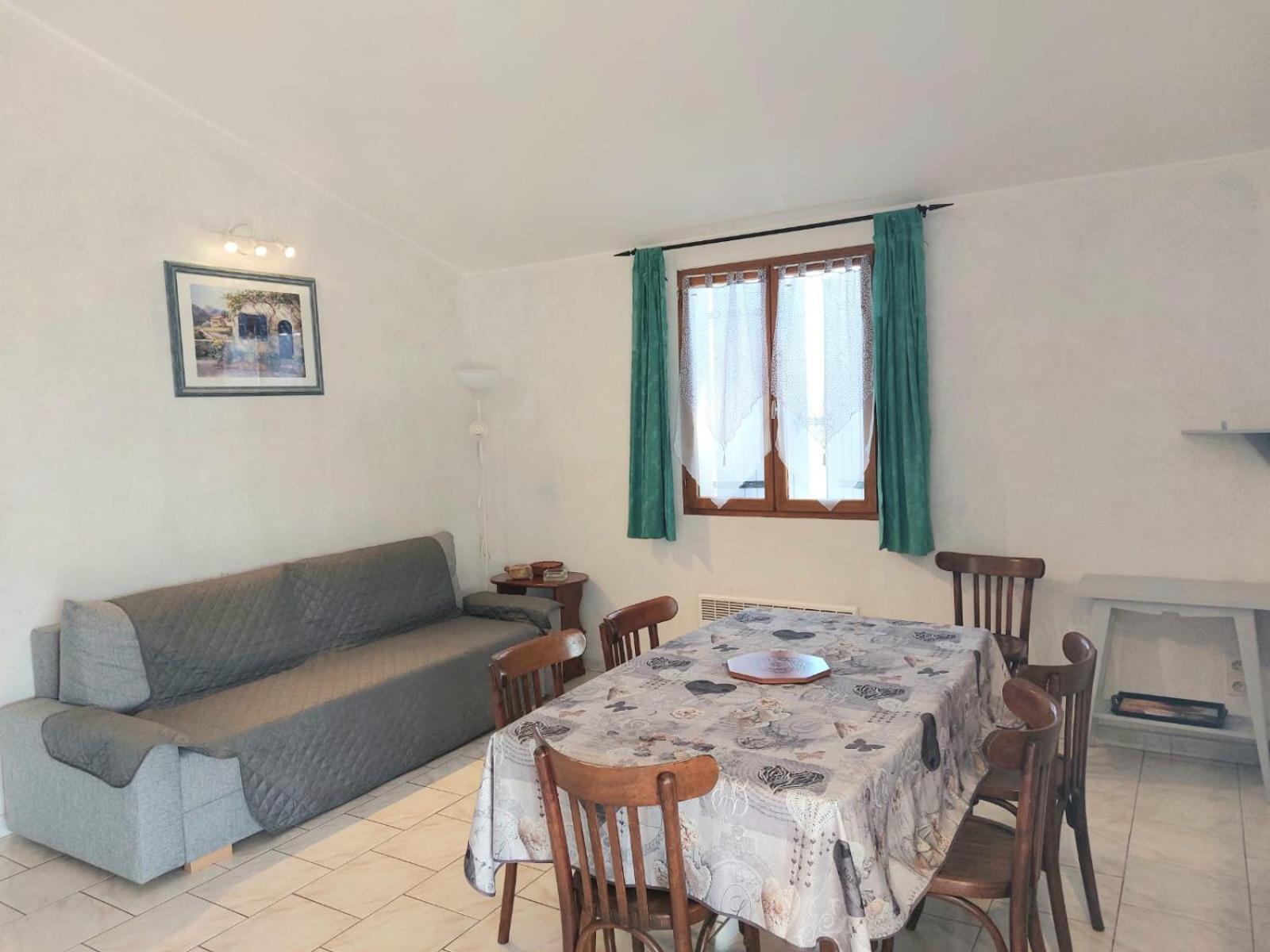 Village De Gites La Fontinelle Bessas Exteriér fotografie